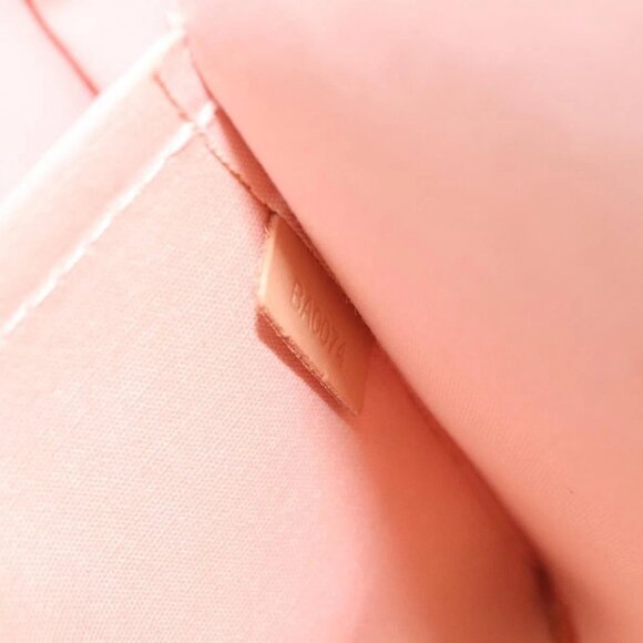 LOUIS VUITTON Vernis Biscayne Bay GM Bag Marshmallow Pink LV Auth - Picture 12 of 16